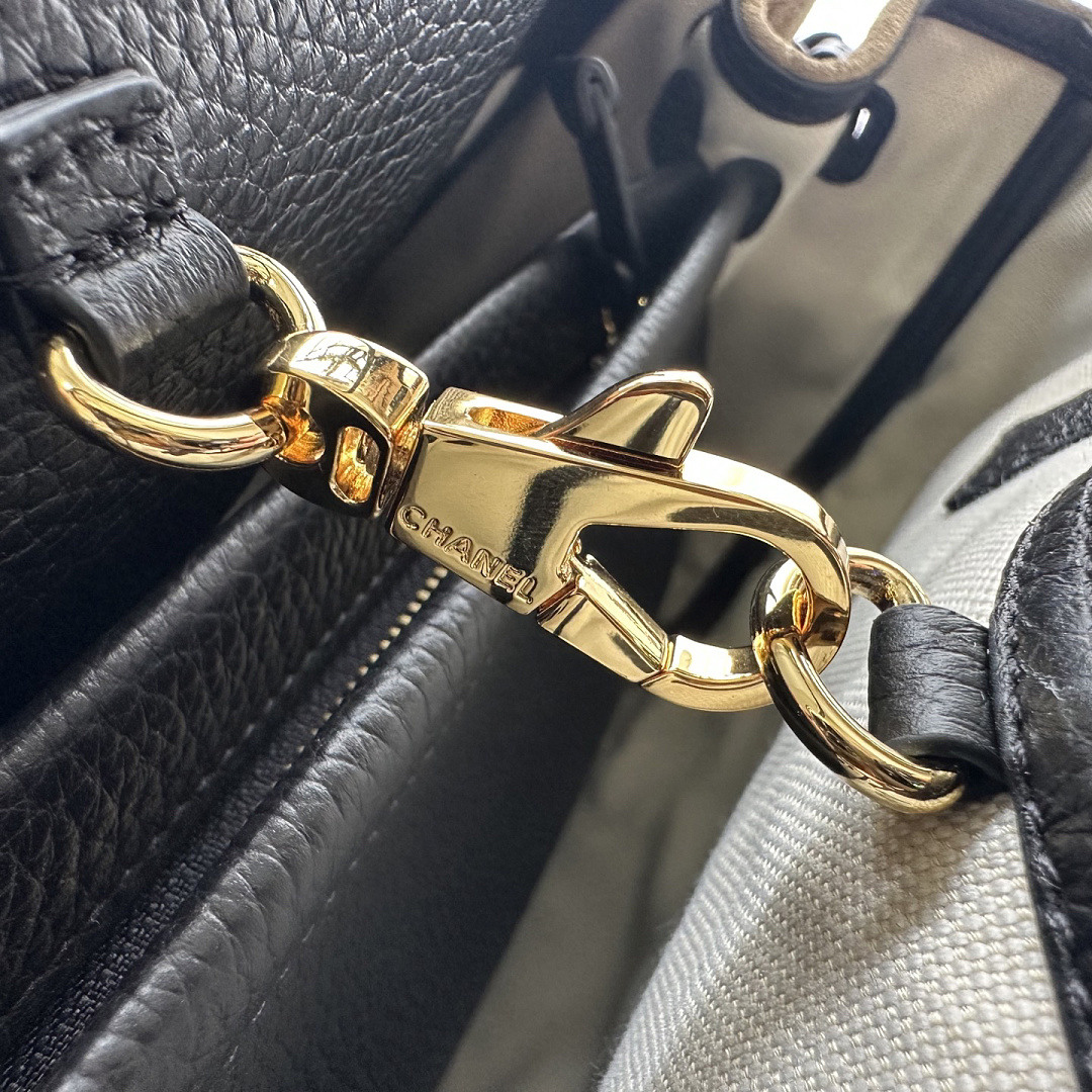 Chanel Shopping Bag · F10V — תמונה 8