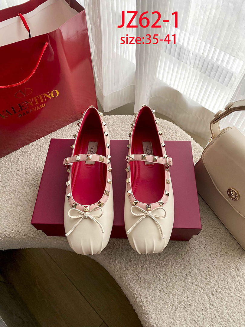 Valentino Rockstud Mary-Jane Ballerina · JZ62 — תמונה 16