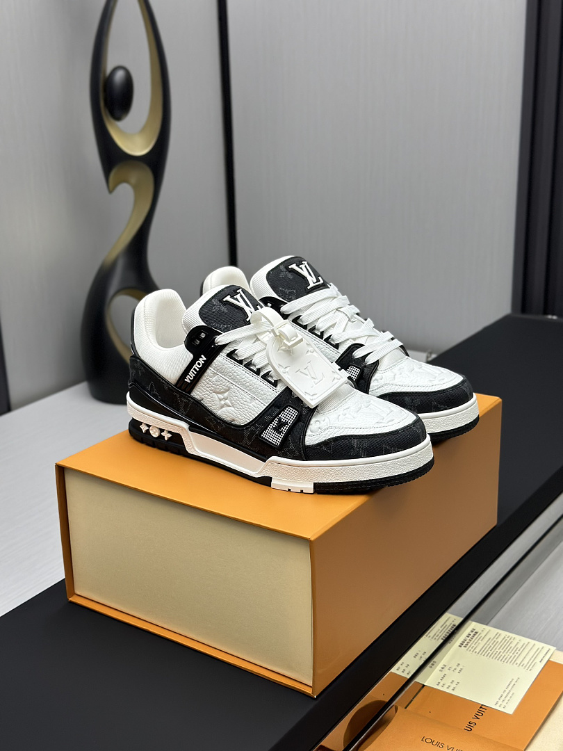 Louis Vuitton LV Trainer · L26K — תמונה 10