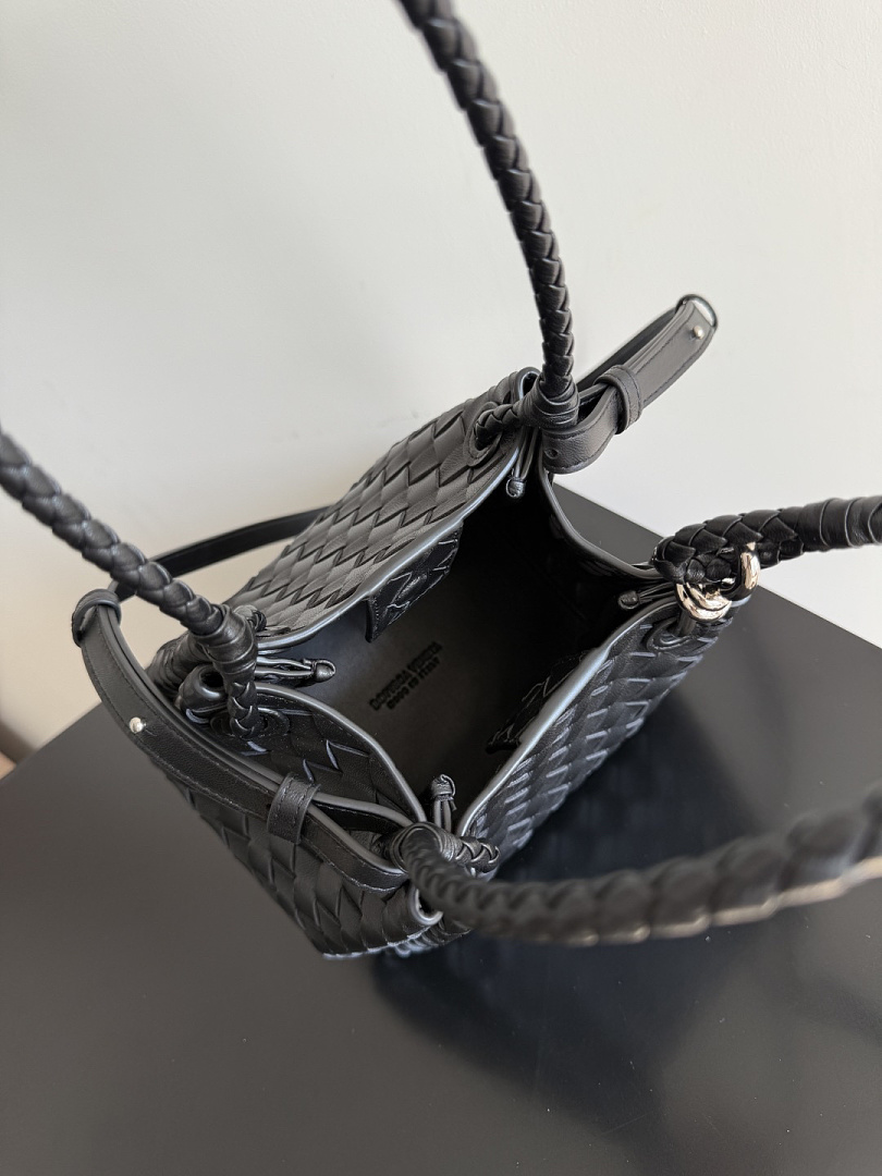 Bottega Veneta Small Parachute · X3CV — תמונה 3