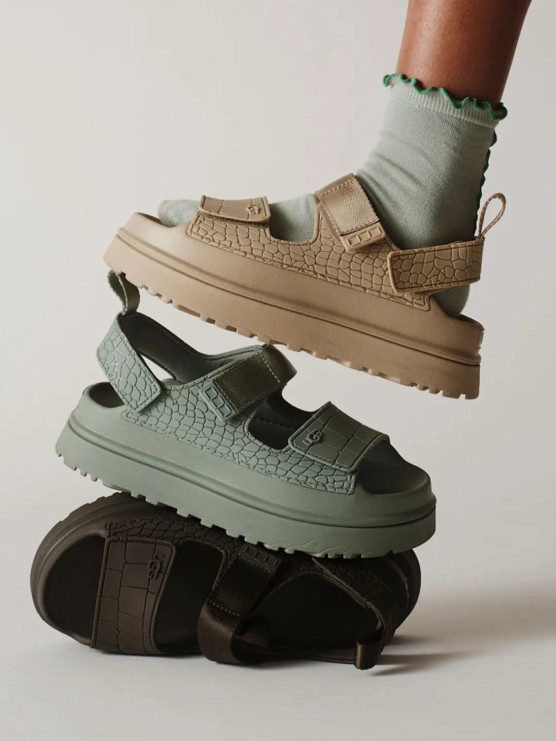 UGG GoldenGlow Embossed Sandal · ZH669 — תמונה 2