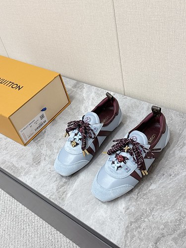 Louis Vuitton LV Sneakerina · T3E9