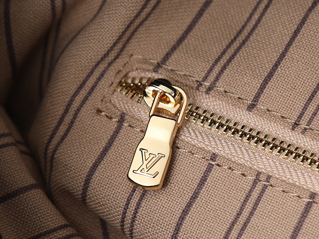 M23 Louis Vuitton bags 78$ — תמונה 3