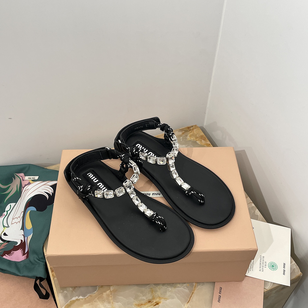 Miu Miu Crystal Cord Thong Sandals · M88X — תמונה 7