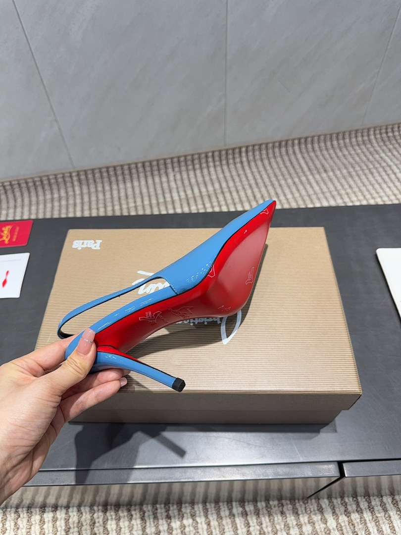 Christian Louboutin Hot Chick Sling · JJR4 — תמונה 7