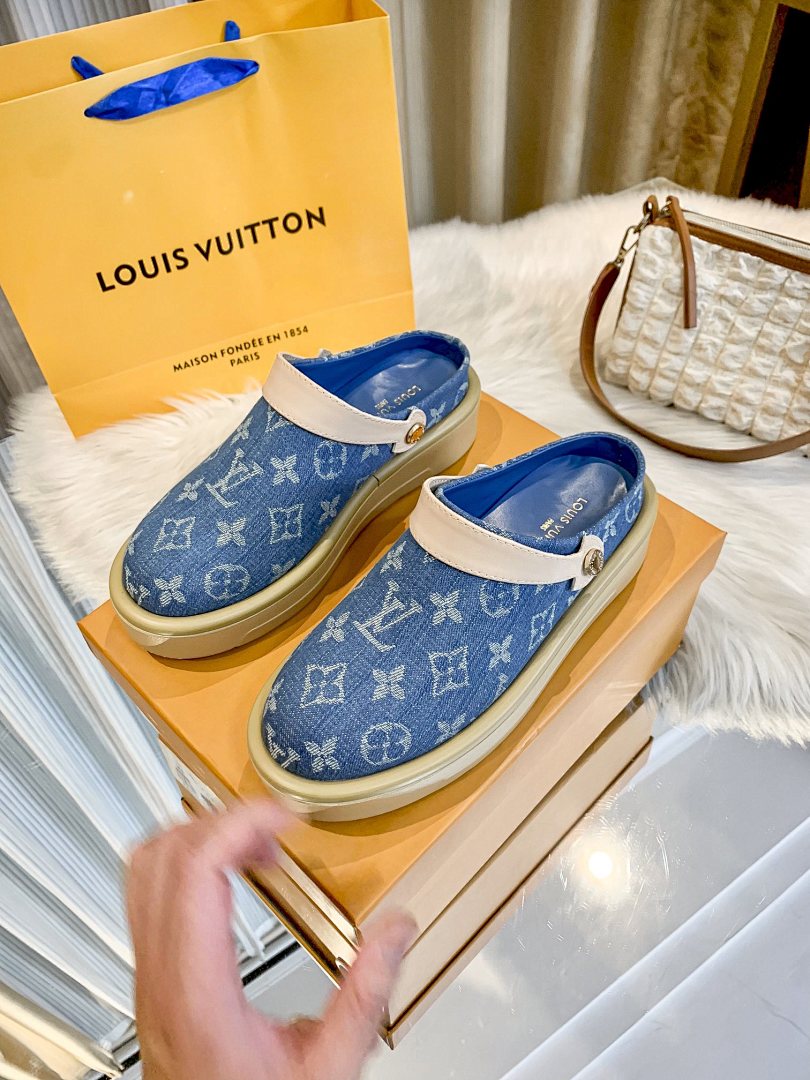 Louis Vuitton Cosy Flat Comfort Clog · Y126V — תמונה 12