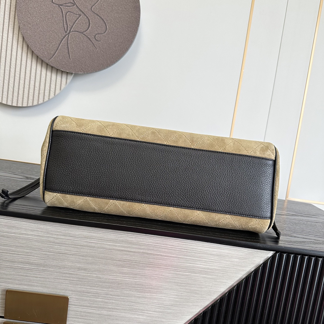 Chanel Shopping Bag · F10V — תמונה 11