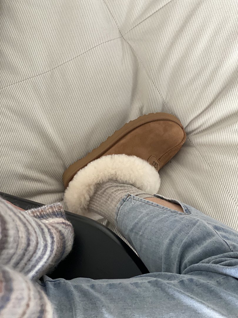 UGG Ansley Mule · Y67U