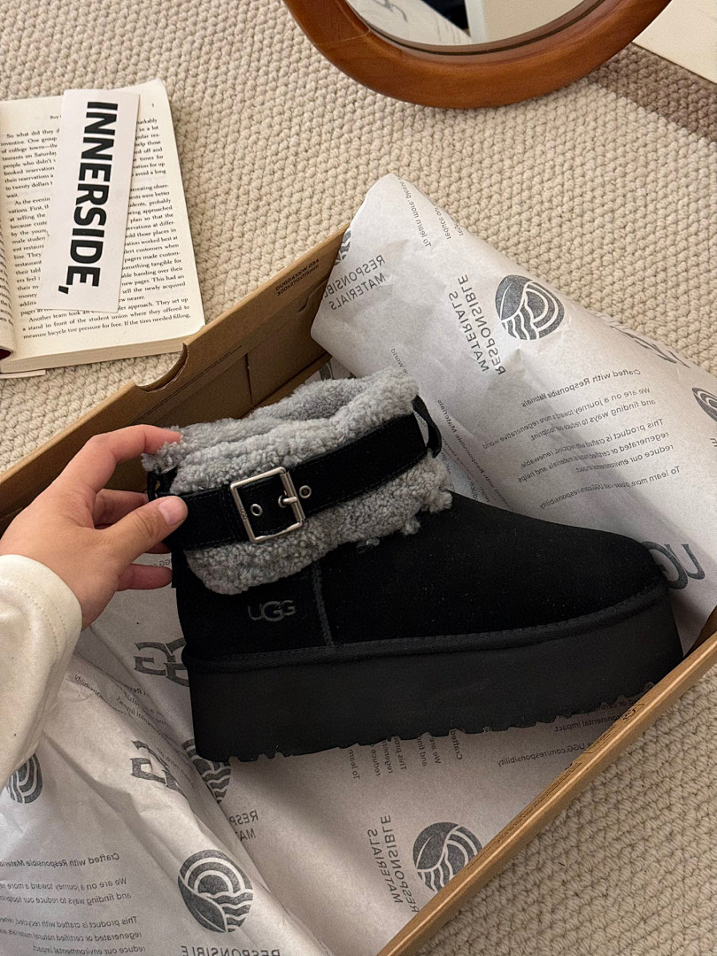 UGG Classic Ultra Mini Platform Boot · D4F3 — תמונה 7
