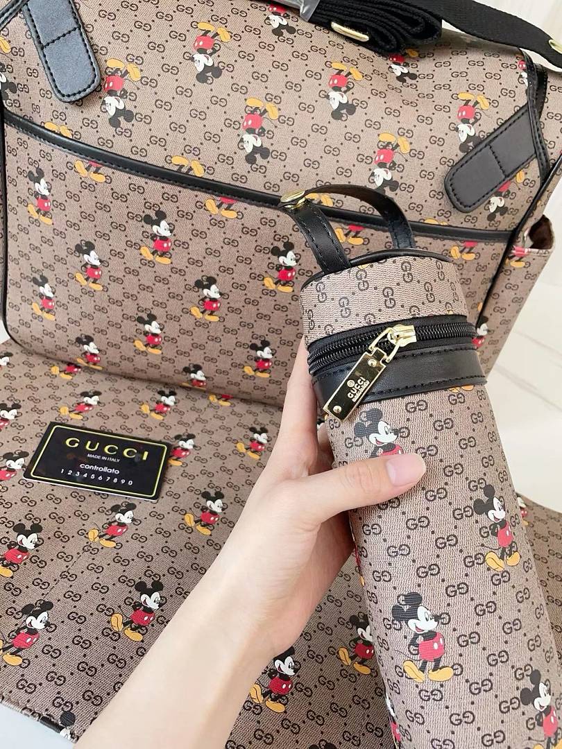 Gucci GG Supreme Diaper Bag · JX73 — תמונה 3
