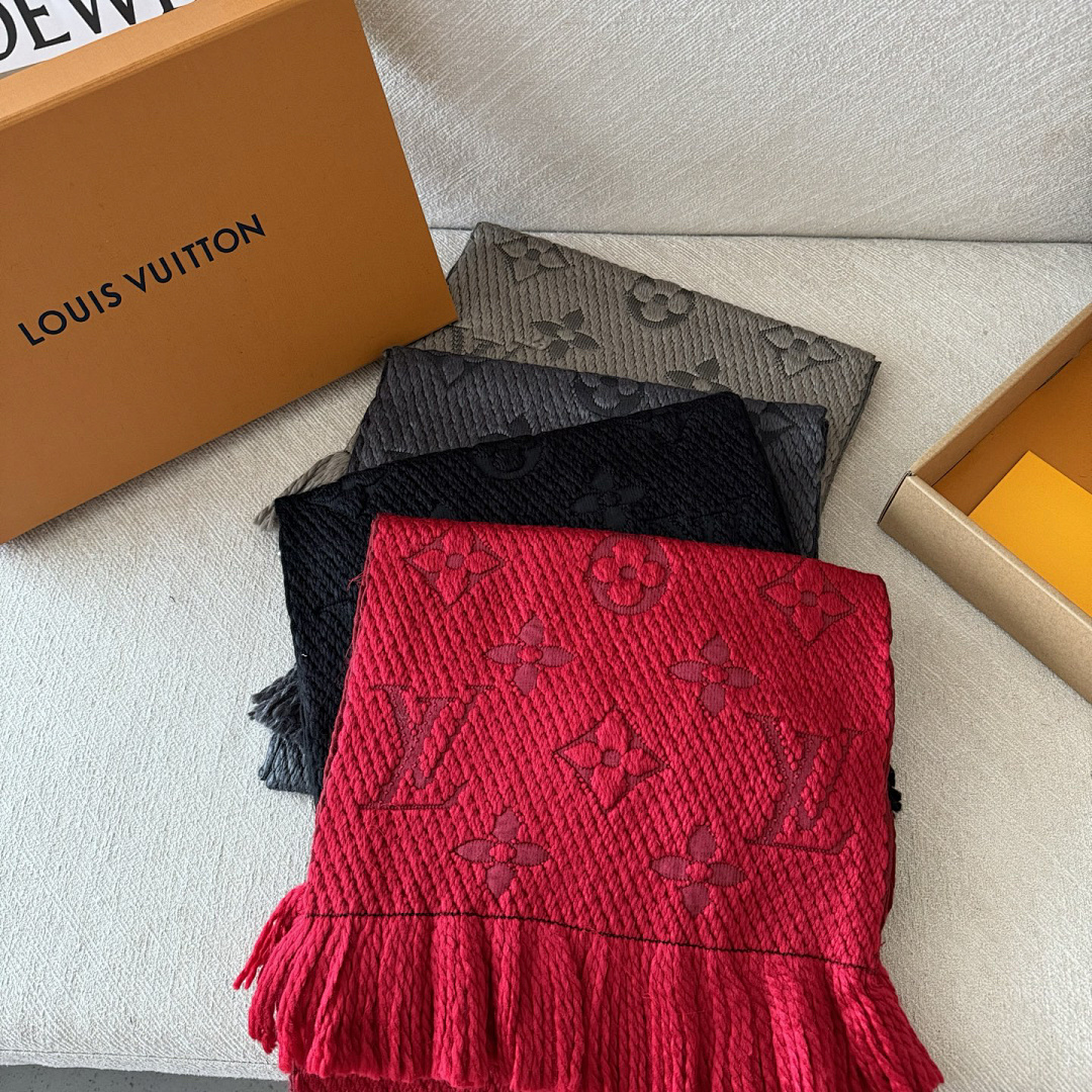 Louis Vuitton Logomania · G2L8