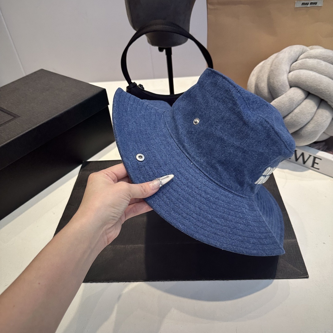 Miu Miu Bucket Hat · TSA9 — תמונה 5