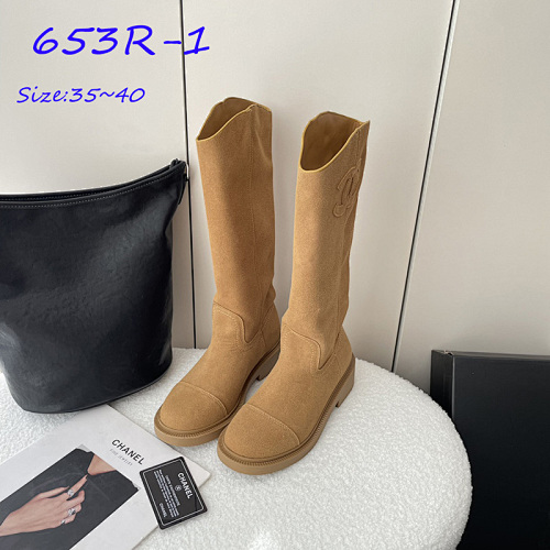 Chanel — מגפיים · 653R