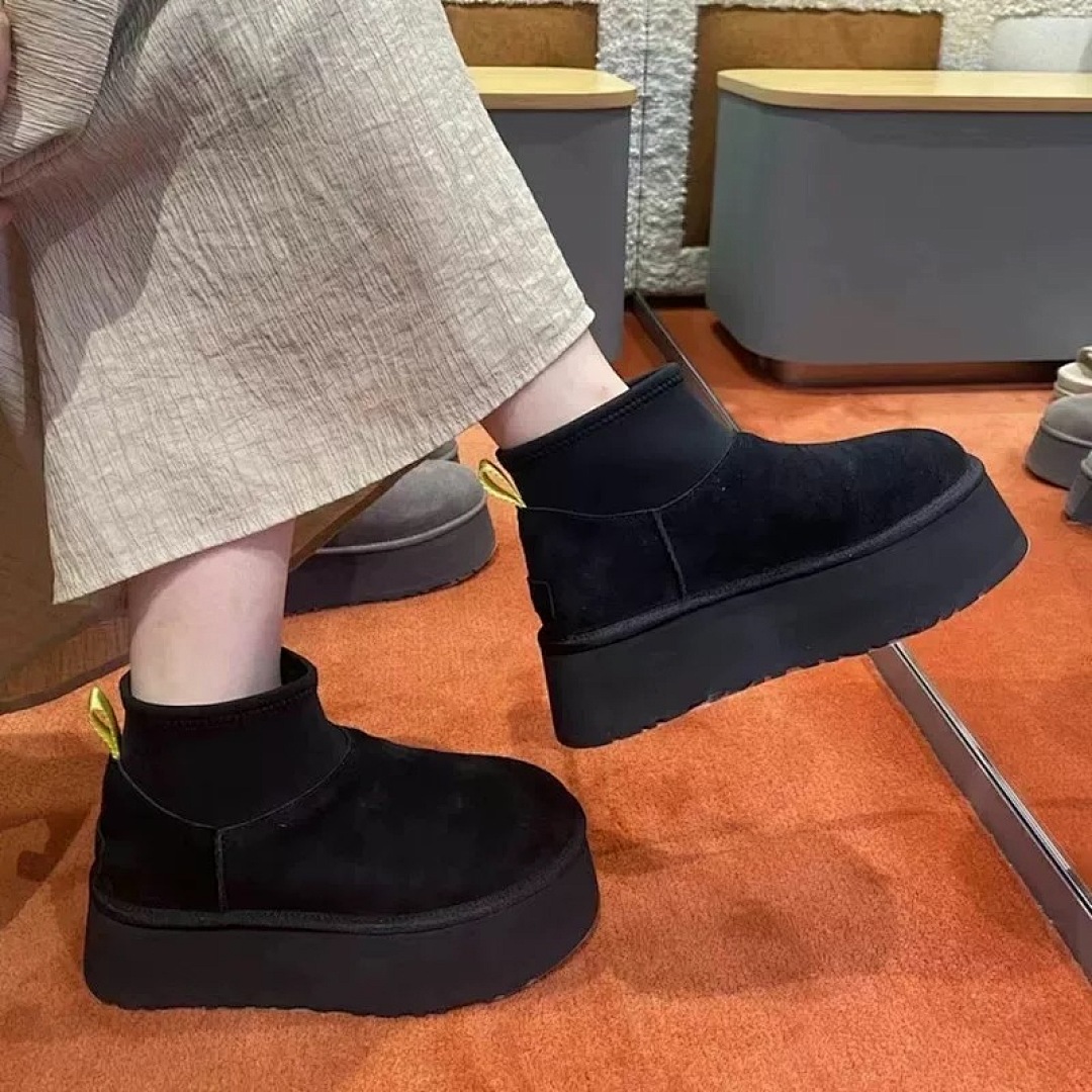 UGG Classic Mini Dipper · Y51G — תמונה 5