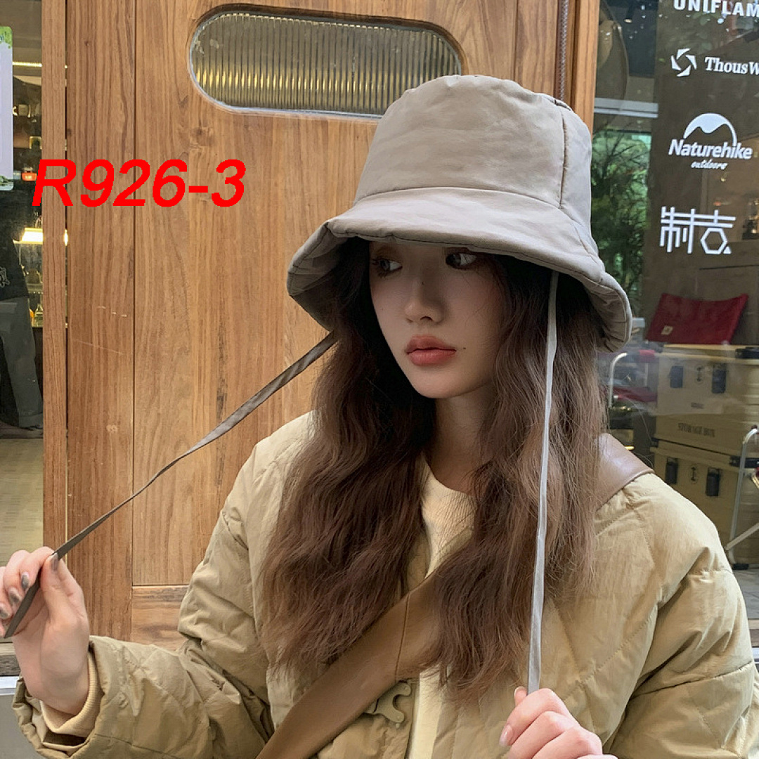 Alo Yoga Good Shade Puffer Bucket Hat · R926 — תמונה 10