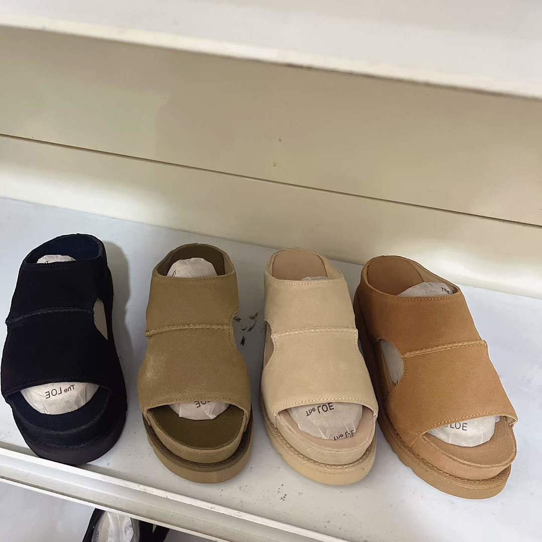UGG Goldenstar Hi Cutout Slide · G41 — תמונה 13