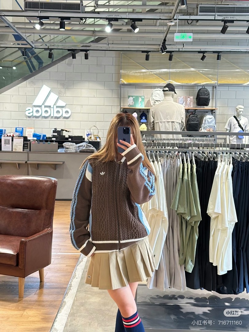 PCY21 Adidas Knit Jacket $53 — תמונה 8