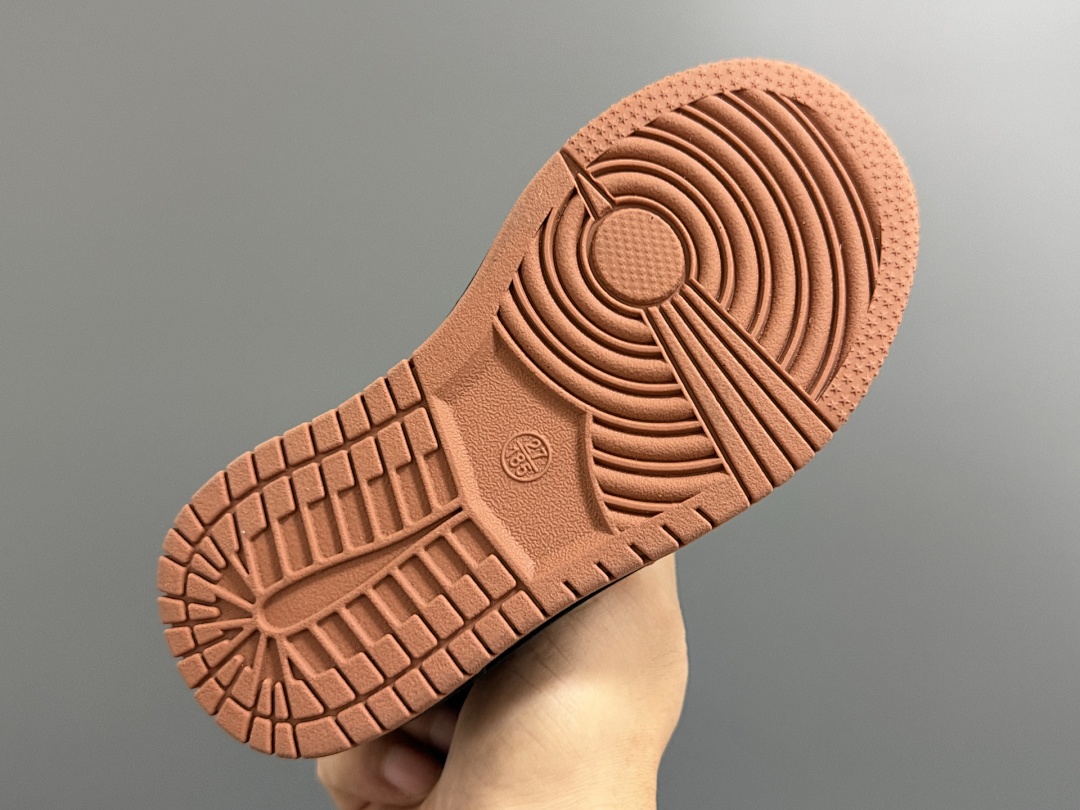 R02 Nike Jordan kids 41$ — תמונה 7