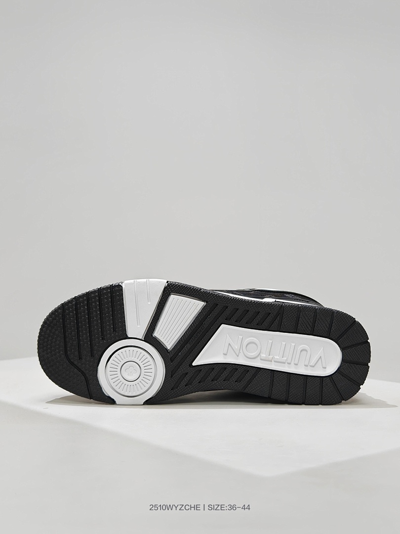 Louis Vuitton LV Trainer · M35L — תמונה 8