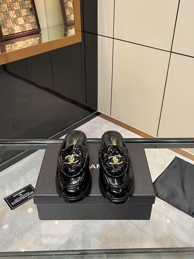 Chanel Turnlock Mules · X25U — תמונה 20
