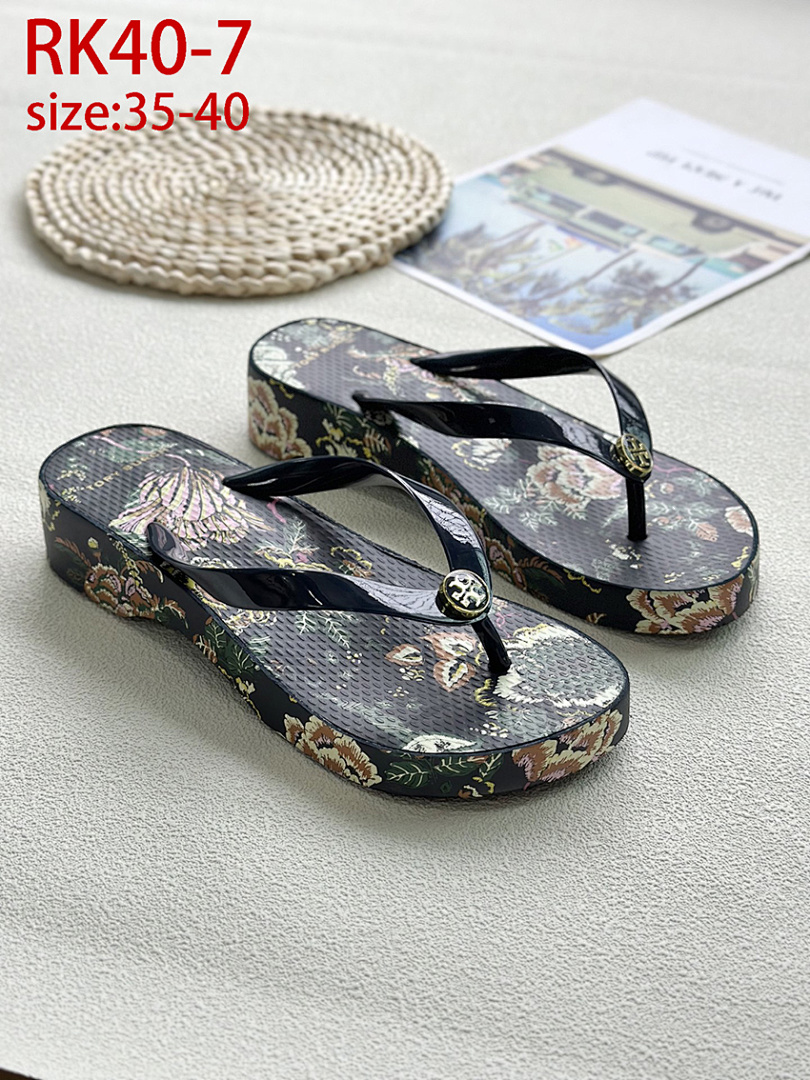 Tory Burch — כפכפי אצבע · RK40 — תמונה 27