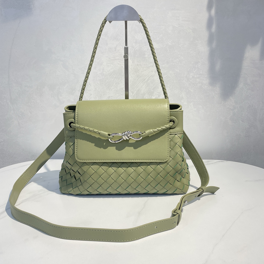 Bottega Veneta Andiamo Messenger · Q68T — תמונה 21