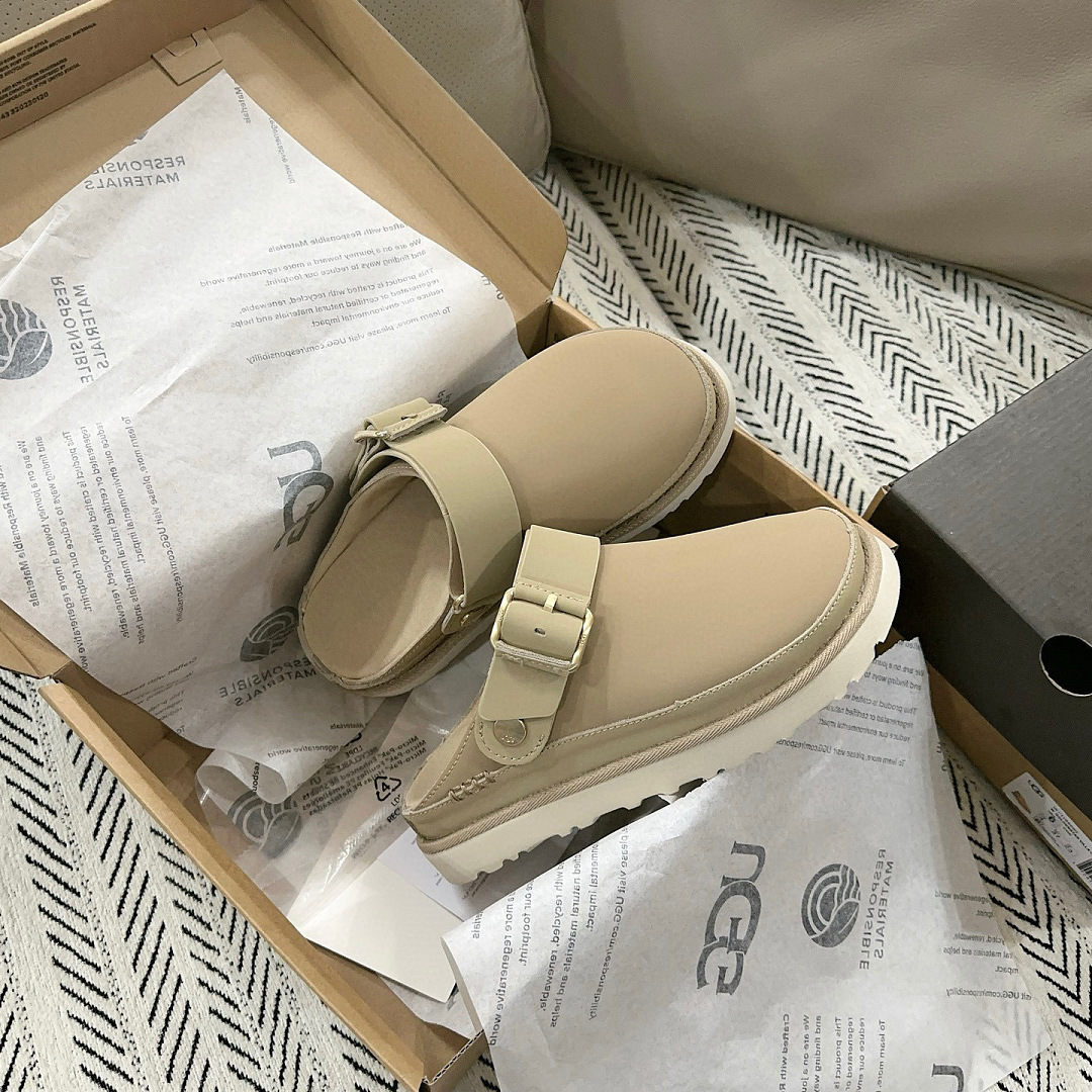 UGG Goldenstar Villa Clog · UG36 — תמונה 9