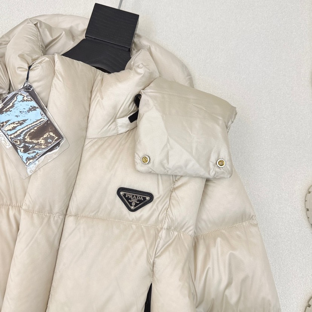 Prada Re-Nylon Convertible Cropped Down Jacket · LC20 — תמונה 6
