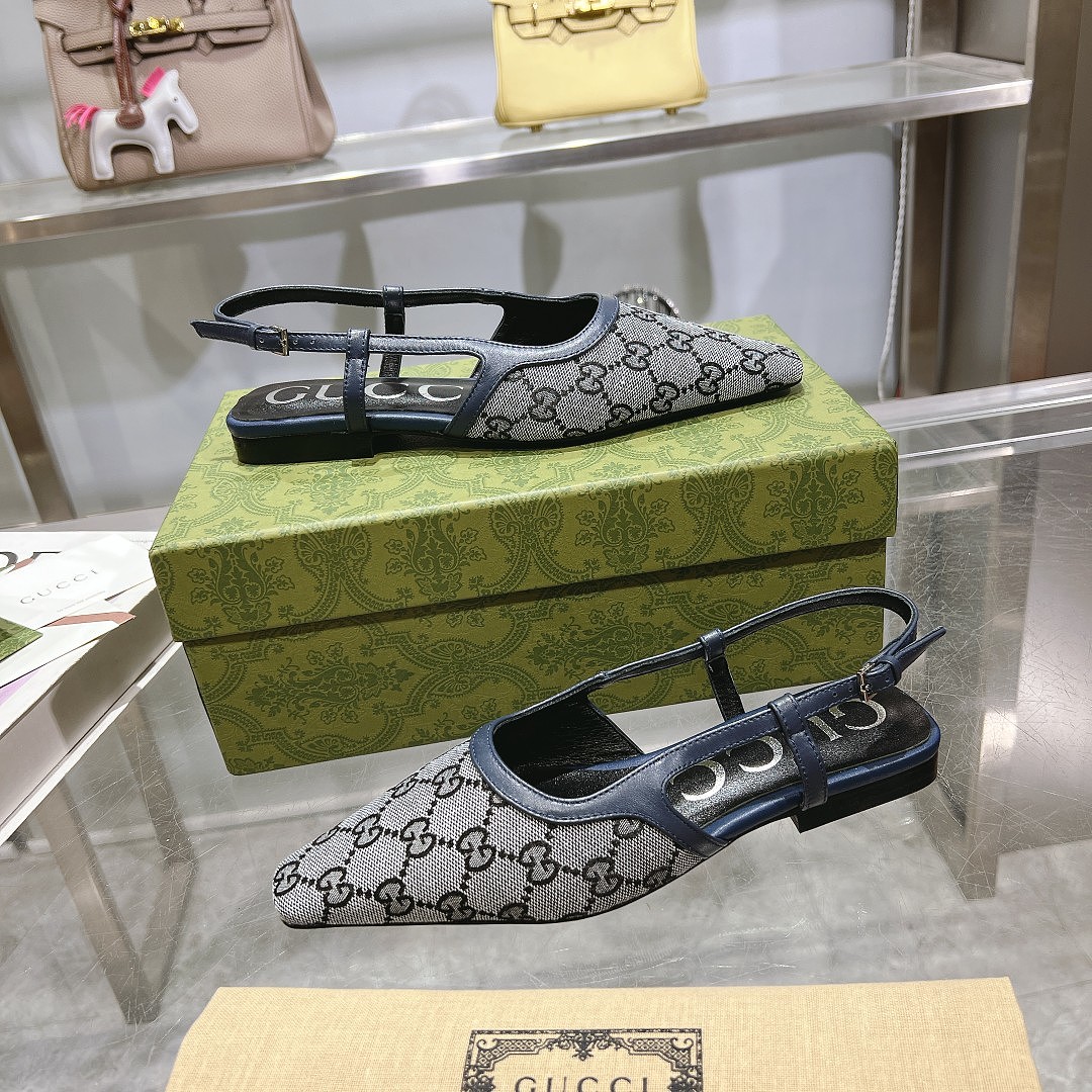 Gucci GG Canvas Slingback · SSS9 — תמונה 10