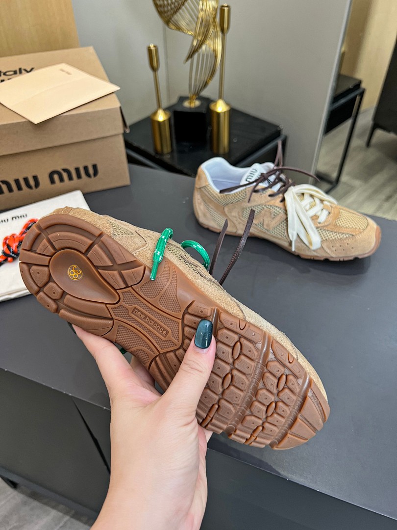 Miu Miu x New Balance 530 SL · NB530 — תמונה 7
