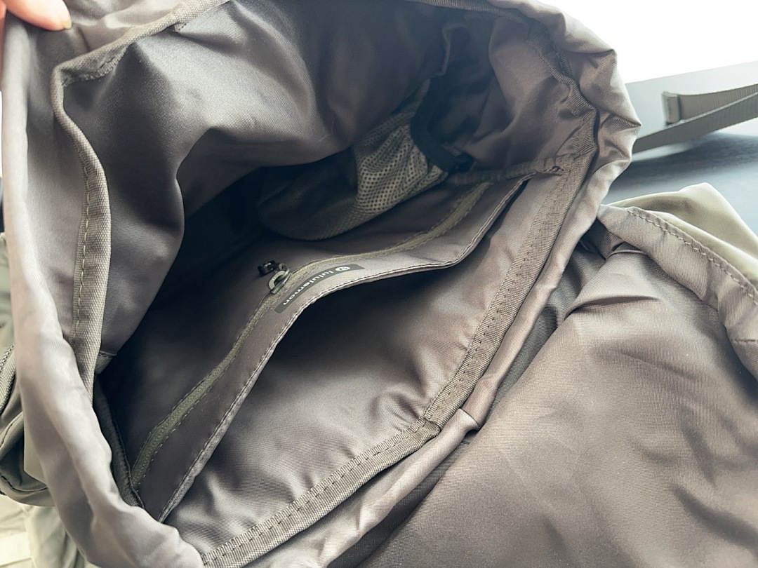 Lululemon Wunderlust Backpack *Small 14L · 87T5 — תמונה 4
