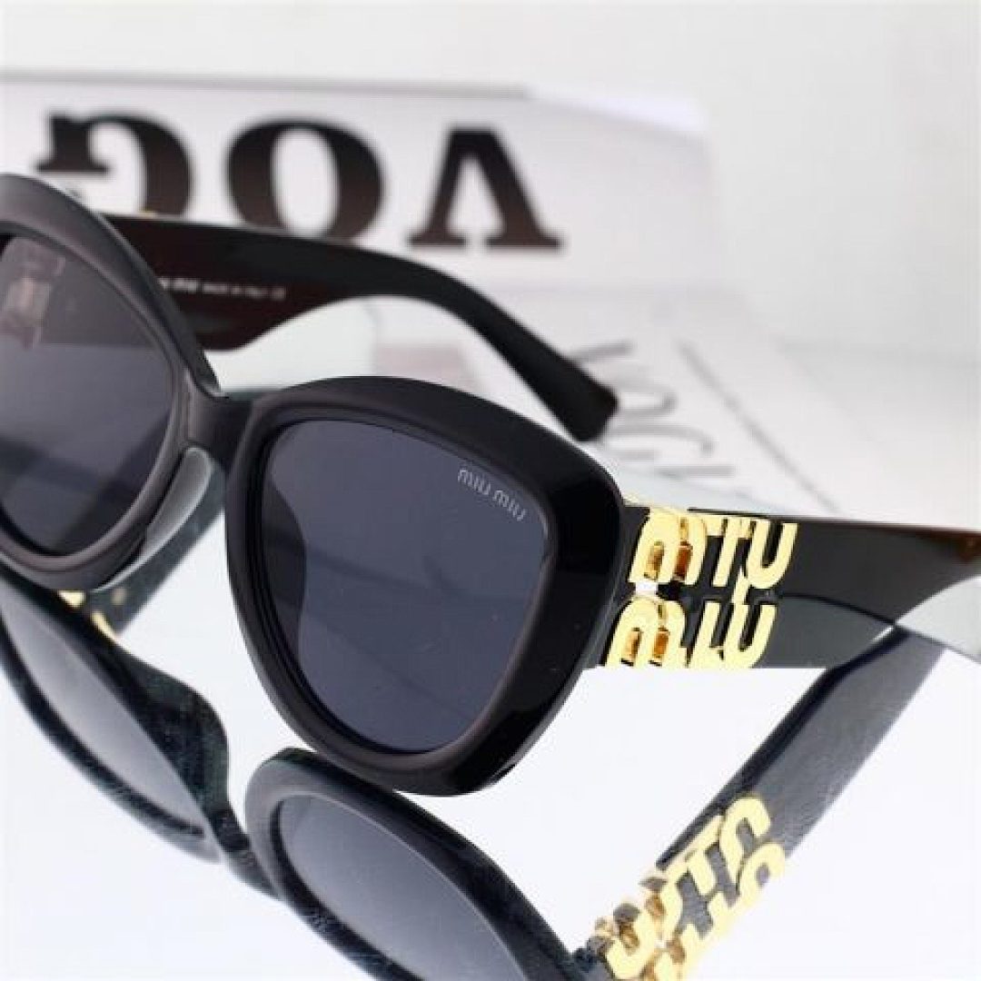 Navy MIUMIU sunglasses 36$ — תמונה 2