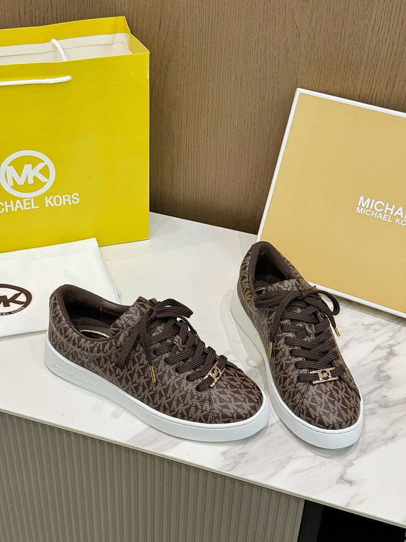Michael Kors Keaton · WUS5 — תמונה 10