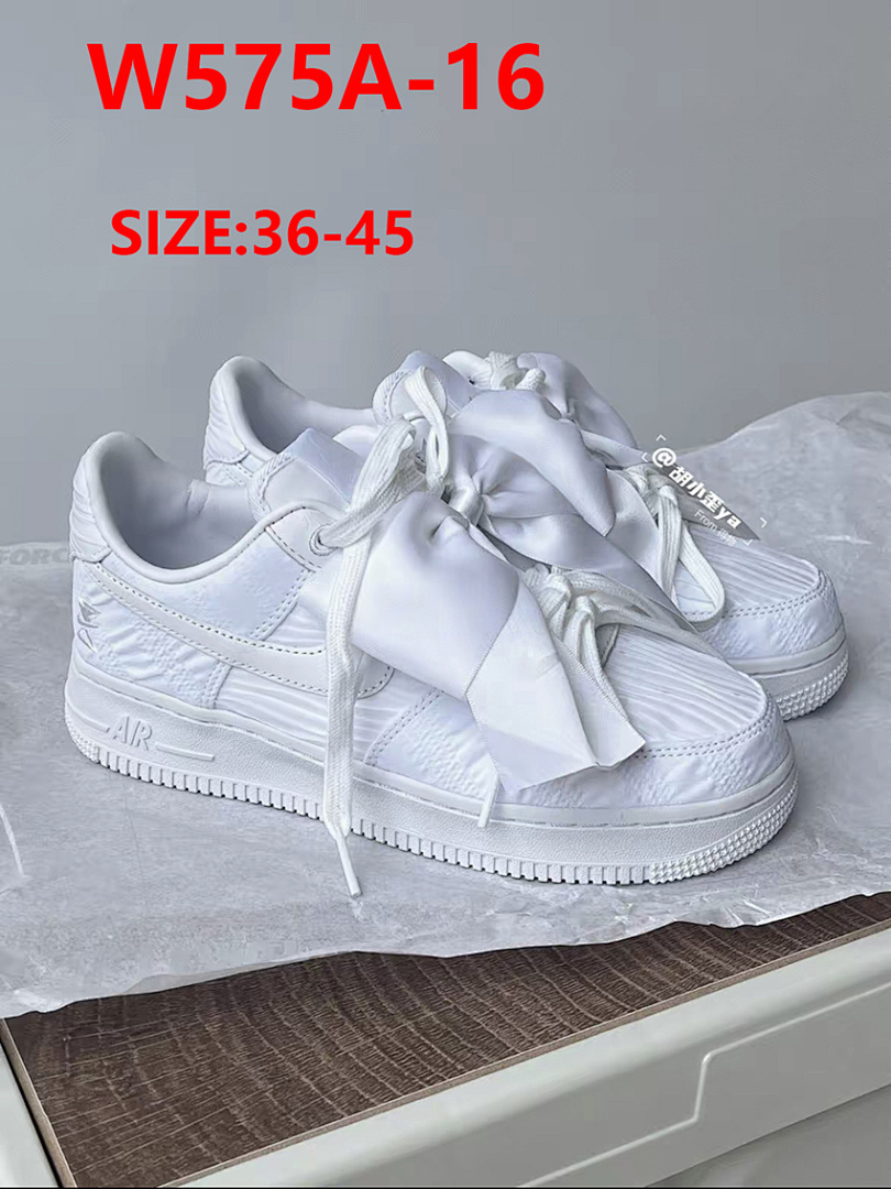Nike Air Force 1 '07 · W575A — תמונה 11