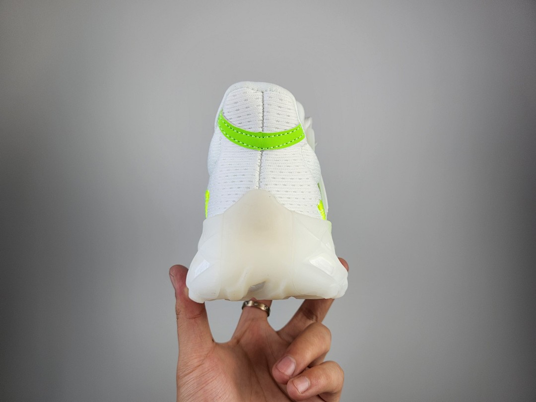 Adidas Ultraboost Web DNA · W9A8 — תמונה 5