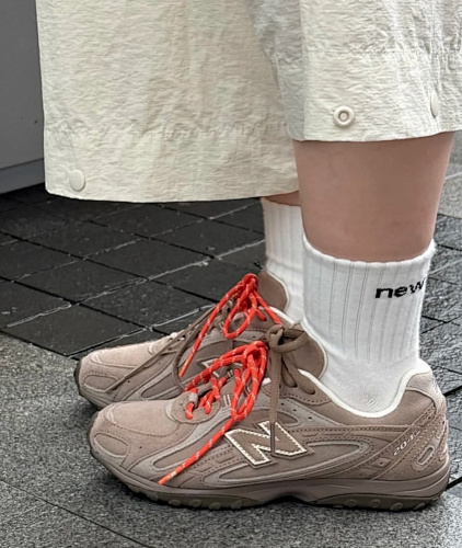 New Balance 204L · YN23