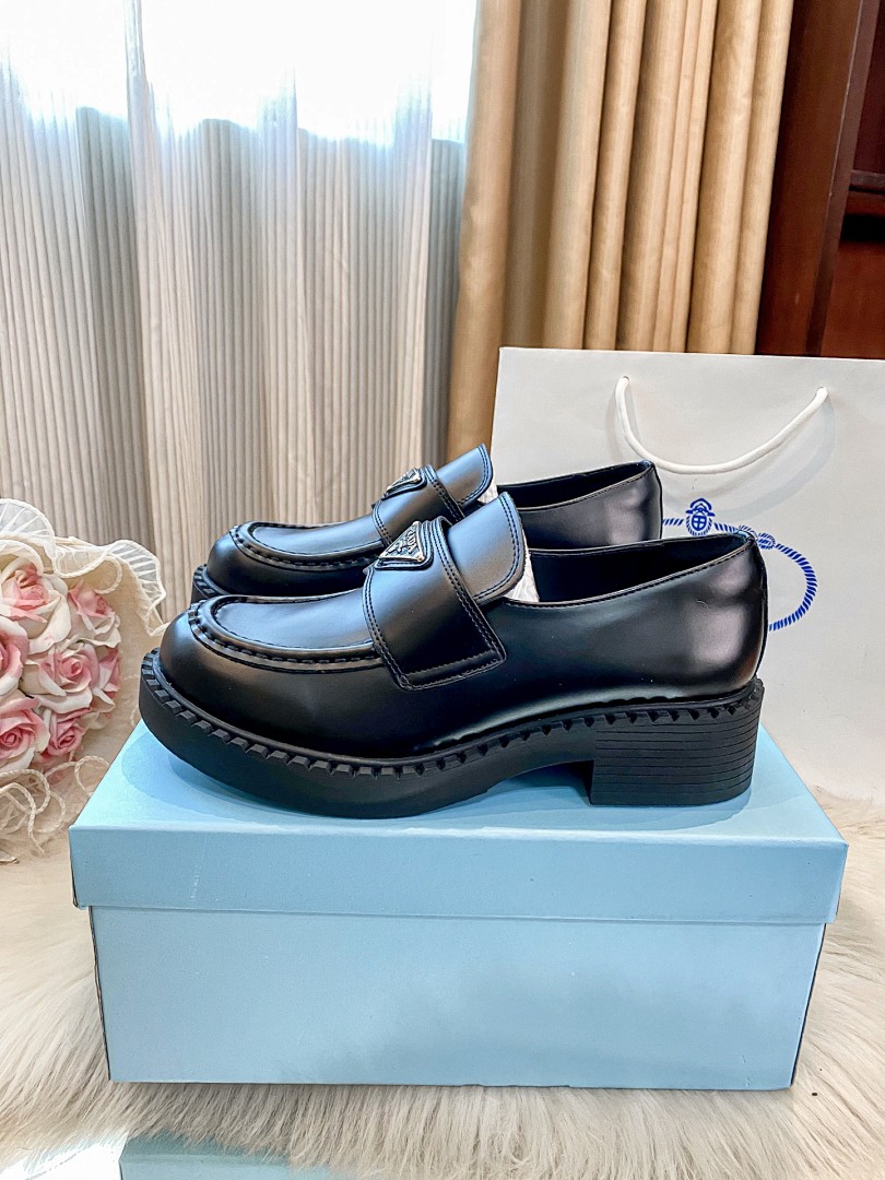 Prada Chocolate Brushed Leather Loafers · HH3K — תמונה 8