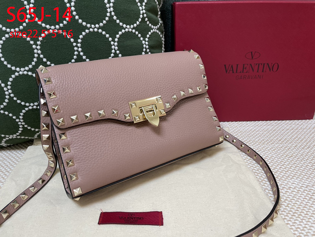 Valentino Rockstud · S65J — תמונה 10