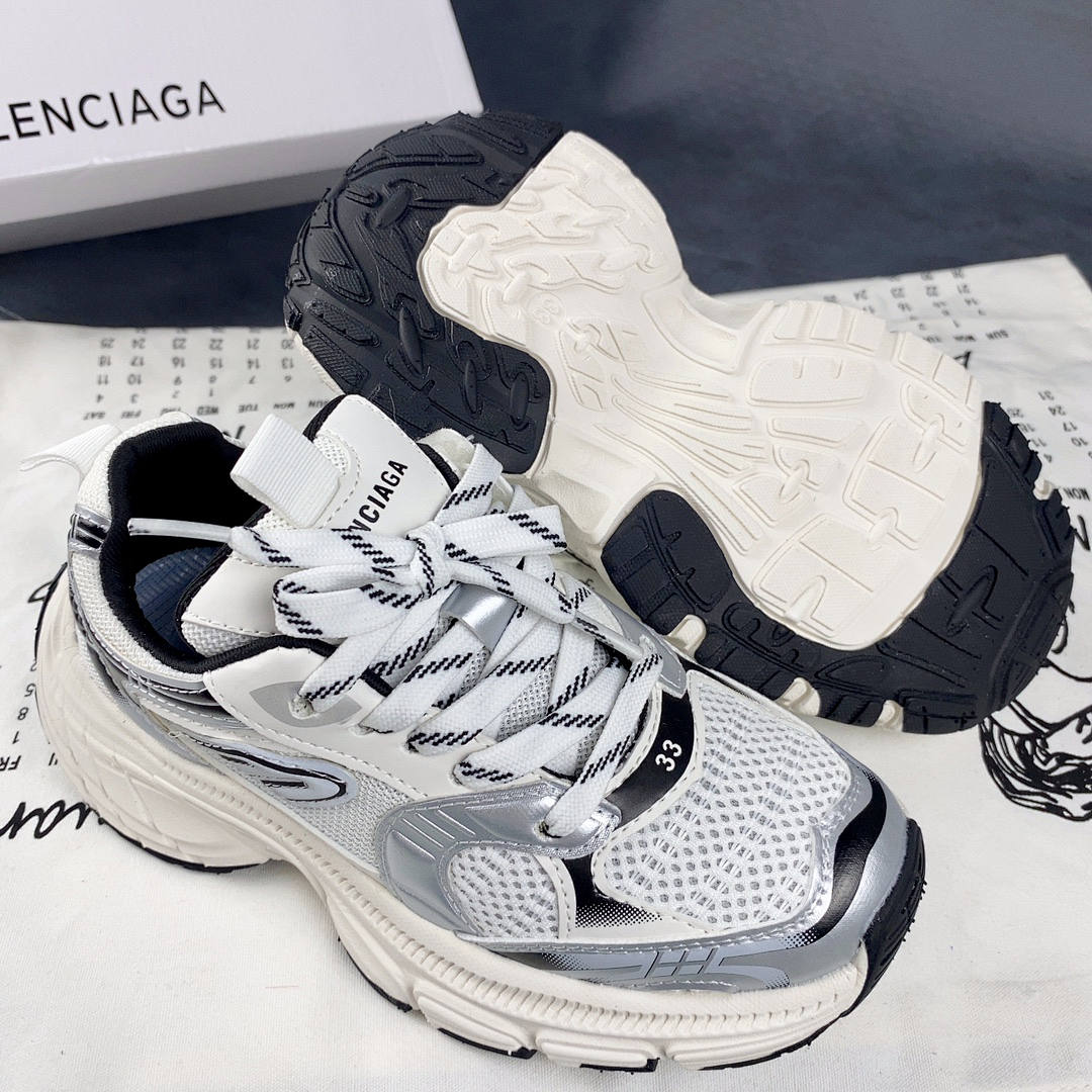 Balenciaga 10XL · J05X