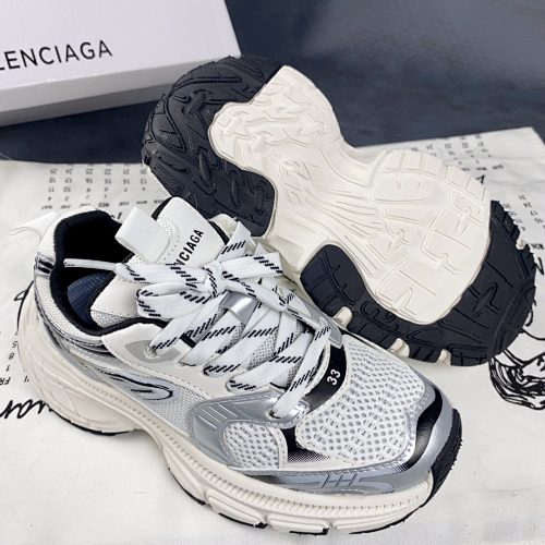 Balenciaga 10XL · J05X