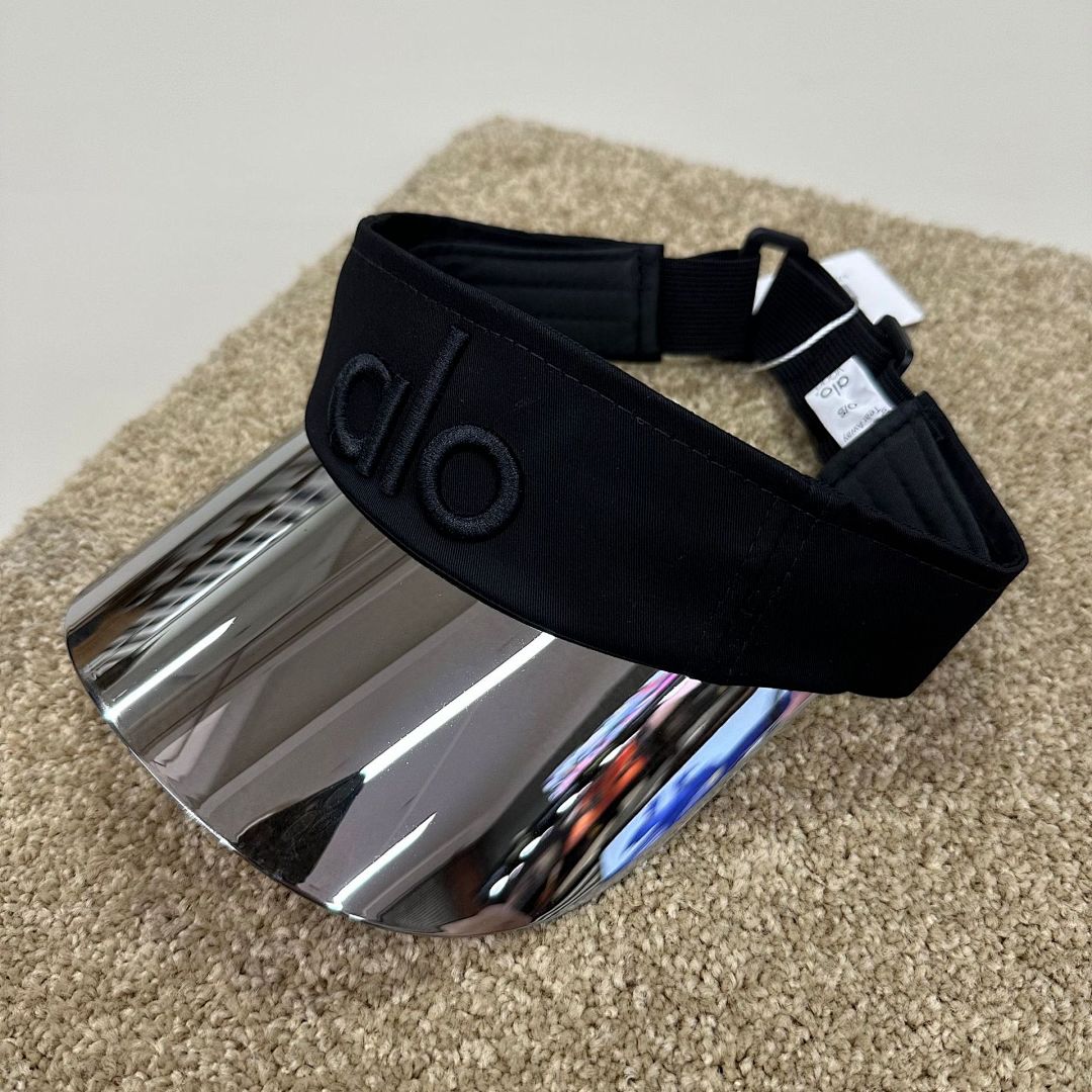 Alo Yoga Airlift Solar Visor · A1M — תמונה 14