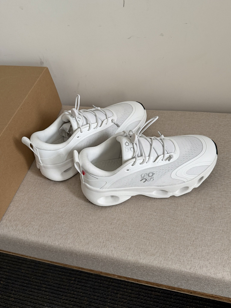 LOEWE x On Cloudsolo · 512V — תמונה 16
