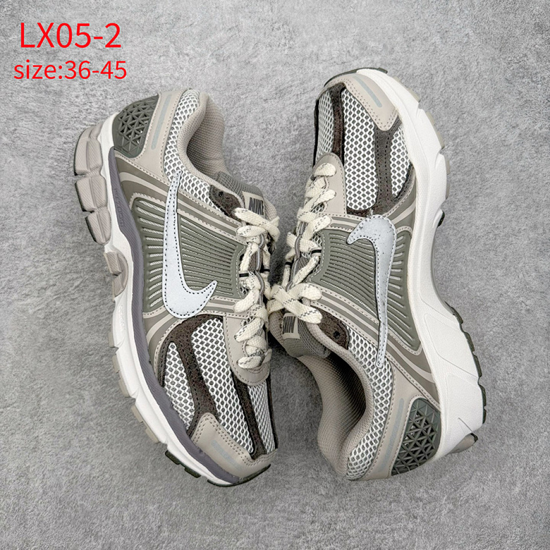 Nike Zoom Vomero 5 · LX05 — תמונה 32