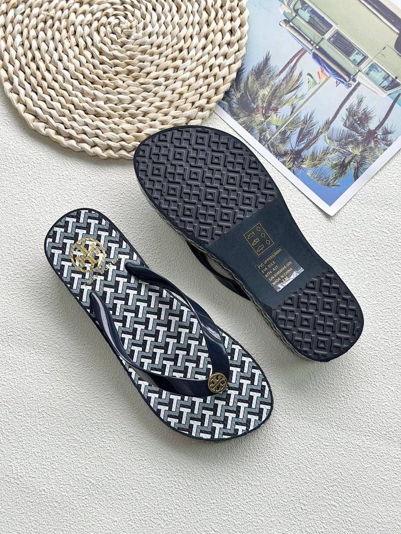 Tory Burch — כפכפי אצבע · RK40 — תמונה 4
