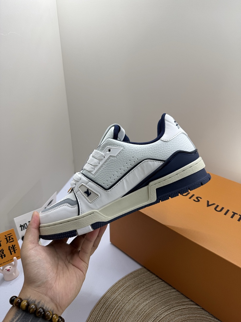 Louis Vuitton LV Trainer Sneaker · P2Y3 — תמונה 6