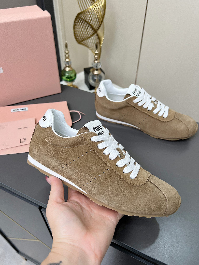 Miu Miu Plume · L83J — תמונה 20