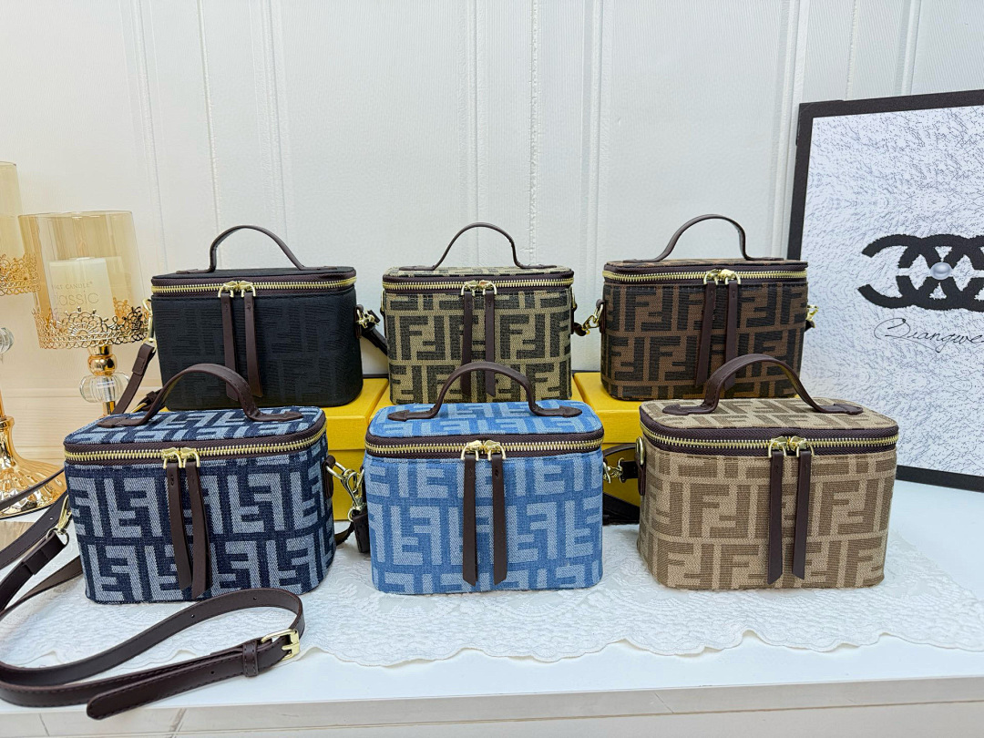 Fendi Vanity · 9E4P — תמונה 7