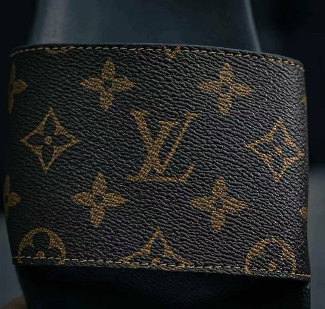 Louis Vuitton Waterfront Mule · HW68B — תמונה 3
