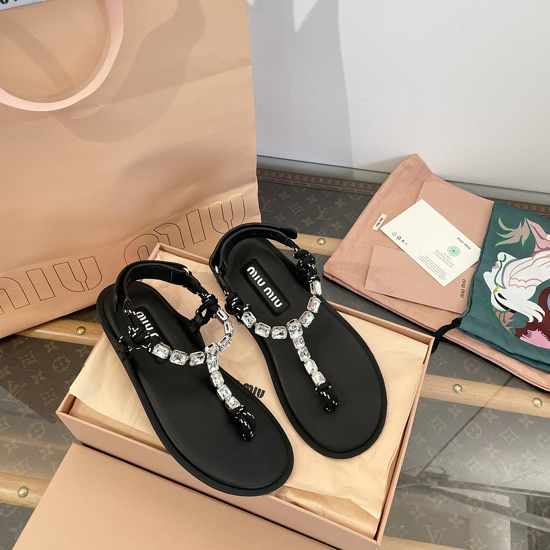 Miu Miu Crystal Cord Thong Sandals · M88X — תמונה 4