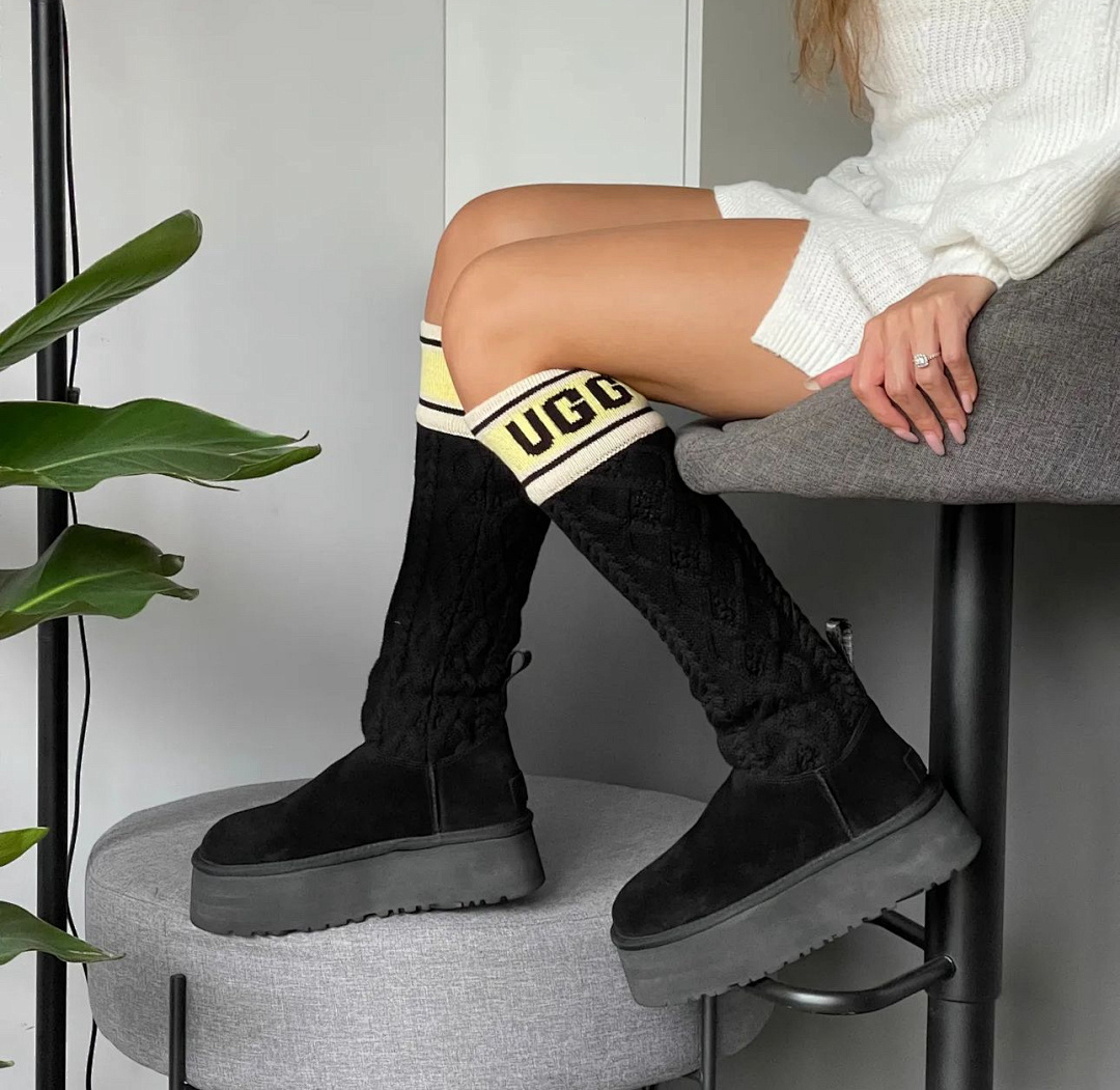 UGG Classic Sweater Letter Boot · Y82G — תמונה 7
